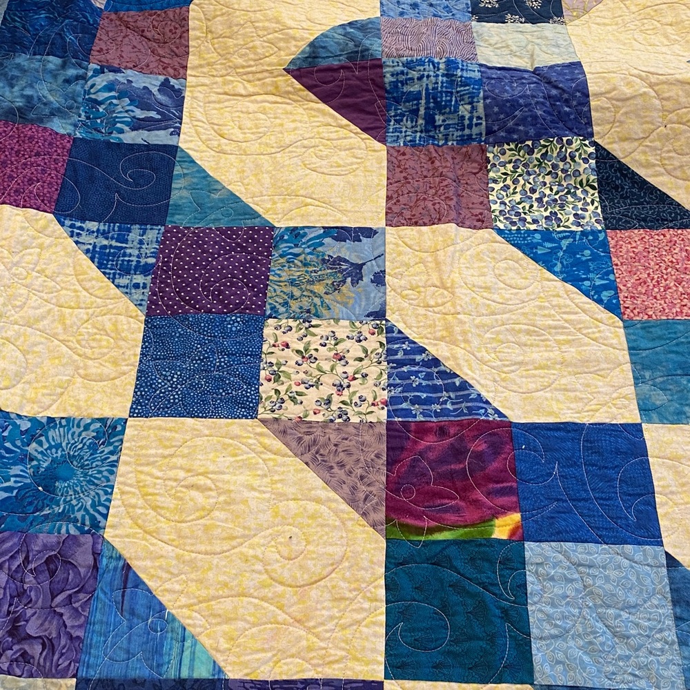 Patchwork Quilt with Blue and Purple Accents - Full - Picture 8 of 10